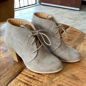 Women’s fall booties
